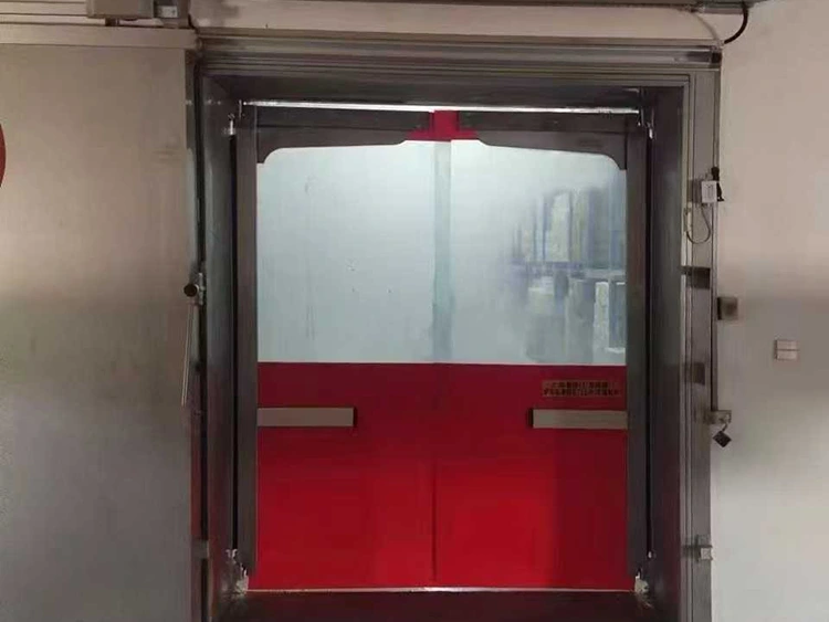 Porte de circulation résistante aux chocs